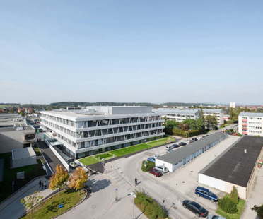 AllesWirdGut Architektur, Zentrum für Technologie und Design in St.Pölten Österreich
