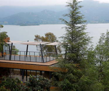 Cazu Zegers Casa T Laguna de Aculeo Chile
