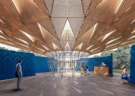 Diébédo Francis Kéré ist der Architekt des Serpentine Pavilion 2017
