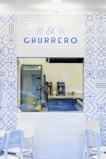 Cadena Asociados für El Moro, Churros desde 1935
