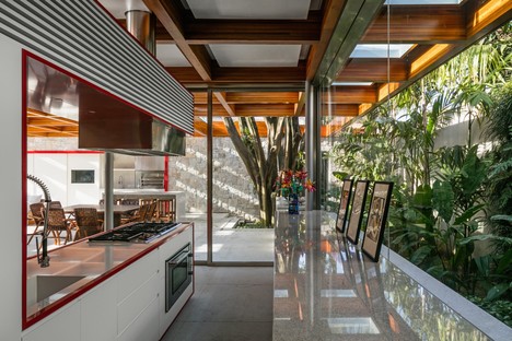 Perkins + Will Architecture House around the Tree São Paulo, Brasilien
