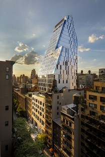35XV ein Wolkenkratzer mit Pailletten in Manhattan von FXCollaborative
