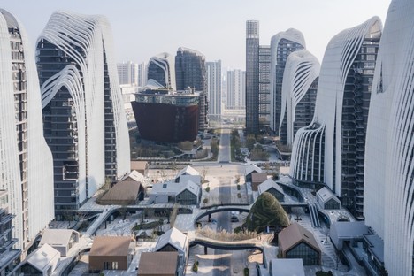 Letzte Bauphase des Nanjing Zendai Himalayas Center von MAD Architects
