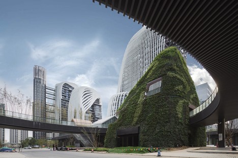 Letzte Bauphase des Nanjing Zendai Himalayas Center von MAD Architects

