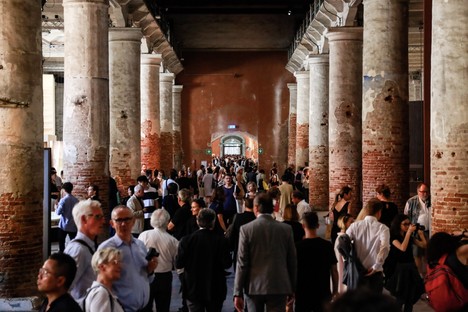 Hashim Sarkis ist der Kurator der Architekturbiennale von Venedig 2020
