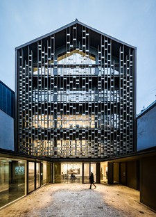 Lobjoy-Bouvier-Boisseau Architecture ein Gebäude für zwei Stiftungen in Paris

