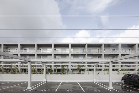 KAAN Architecten eklektisches Gebäude in Bottière Chénaie Nantes
