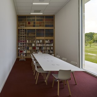 Serero Architectes Urbanistes Media Library ein städtisches und landschaftliches Schaufenster in Bayeux
