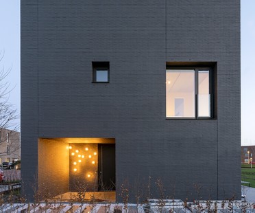 Pasel Künzel Architects Projekt K41 Black Diamond Wohnen in einem Kubus in Utrecht
