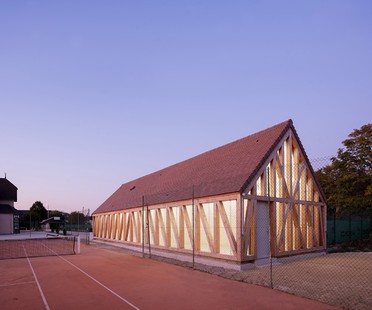 Lemoal Lemoal Architectes Neue Anlagen für Garden Tennis in Cabourg
