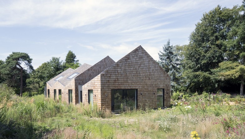 Blee Halligan Architects von Scheune zu B&B, Five Acre Barn in Suffolk
