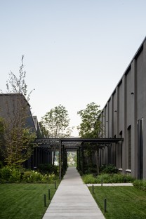 Lissoni & Partners Architektur, Natur und Industrie am See - Fantini Headquarters in Pella
