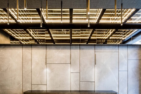 Maurizio Lai Architects interior design für AJI food delivery und take away
