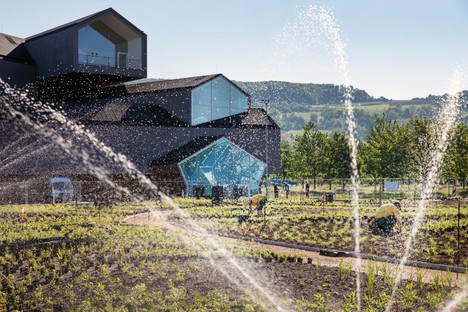Piet Oudolf gestaltet den Perennial Garden des Vitra Campus in Weil am Rhein 
