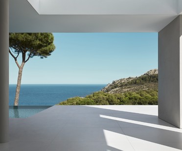 Wohnen vor dem Mittelmeer Costa Brava House von Mathieson Architects 

