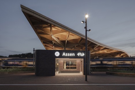 Fertigstellung des neuen Bahnhofs Assen, realisiert von Powerhouse Company und De Zwarte Hond
