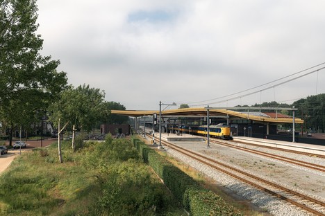 Fertigstellung des neuen Bahnhofs Assen, realisiert von Powerhouse Company und De Zwarte Hond
