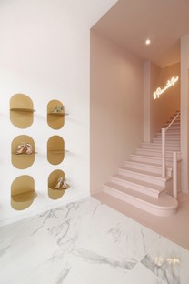 PuccioCollodoro Architetti: ein Minimal Pop-Projekt für den Flagship Store von Melania Caruso