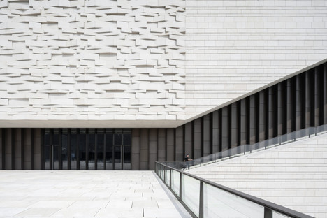 gmp Architekten von Gerkan, Marg und Partner vollenden das Zhuhai Museum in China
