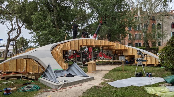 Striatus eine 3D-gedruckte Betonbogenbrücke in Venedig
