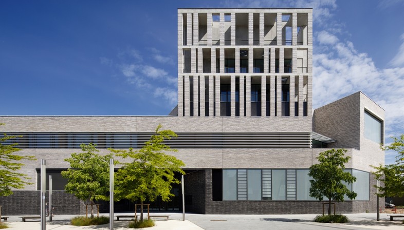 Bruno Gaudin Architectes Bibliothek La Contemporaine Campus der Université Paris Nanterre


