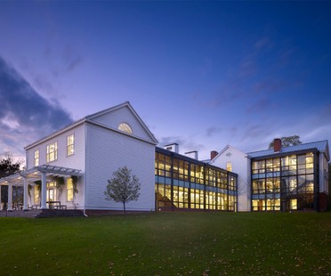 VMA Voith & Mactavish Architects hat das Math & Science Center der Millbrook School fertig gestellt
