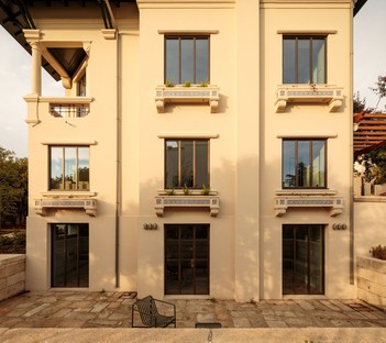 Ricardo Bak Gordon Renovierung und Neugestaltung eines Wohnhauses in Porto - House 1 
