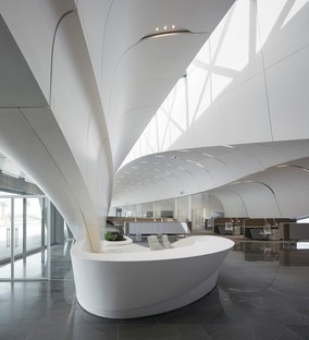 Zaha Hadid Architects Firmensitz mit null Emissionen in Sharjah

