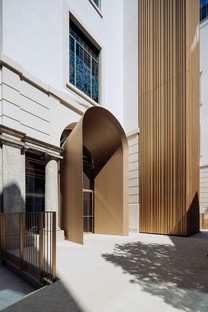 Atelier(s) Alfonso Femia Renovierung und Innenarchitektur der neuen Ersel Bank in Mailand
