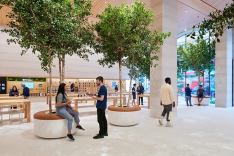 Foster + Partners Neuer Apple-Store in London

