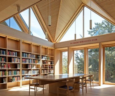 RIBA Stirling Prize 2022 ist die Bibliothek des Magdalene College Cambridge von Níall McLaughlin Architects
