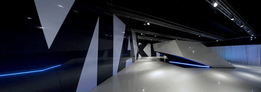 GranitiFiandre präsentiert den neuen Ausstellungsraum für die großformatigen Fliesen Maximum

