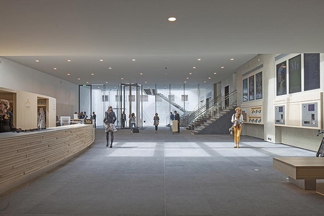 Besuch der von Hans van Heeswijk Architects rundum erneuerten Gemäldegalerie Mauritshuis

