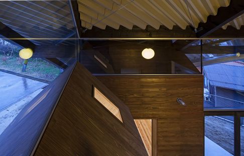 Das Rain Shelter House von y+M design in Yanogo (Japan)
