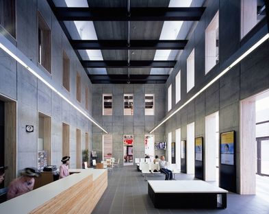 Tsuruga Multipurpose Center ORUPARK von Chiba Manabu Architects 