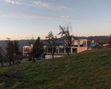 2b architectes: Erweiterung der Schule vonBelmont-sur-Lausanne
