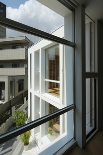 Takuro Yamamoto Architects: Haus mit 30.000 Büchern in Tokio
