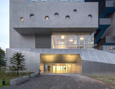 Open Architecture: Tsinghua Ocean Center Shenzhen, China
