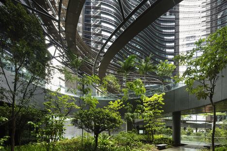 Ingenhoven architects: Marina One in Singapur
