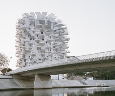 Der Arbre Blanc von Sou Fujimoto, Nicolas Laisné und Oxo Architects hat in Montpellier Wurzeln geschlagen
