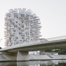 Der Arbre Blanc von Sou Fujimoto, Nicolas Laisné und Oxo Architects hat in Montpellier Wurzeln geschlagen
