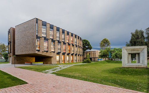 Taller de Arquitectura de Bogotá: Forschungszentrum Eureka Centre
