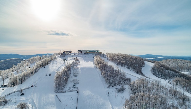 Lemay gestaltet ein 360°-Panorama für das Bromont Summit Chale
