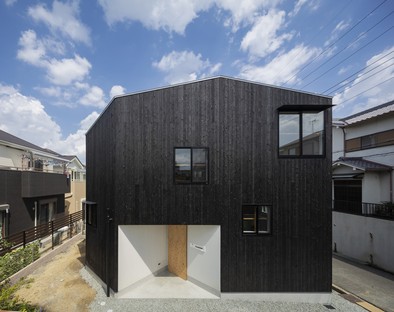 Tato Architects: Functional Cave, Spiralhaus in Takatsuki
