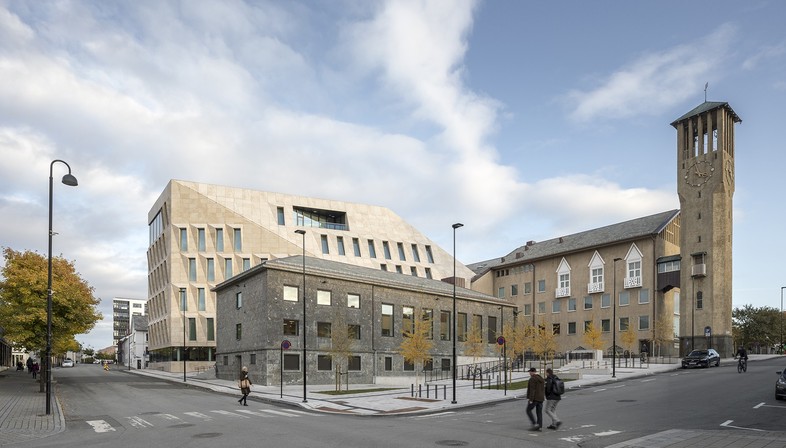 Das neue Rathaus von Bodø, entworfen vom Atelier Lorentzen Langkilde
