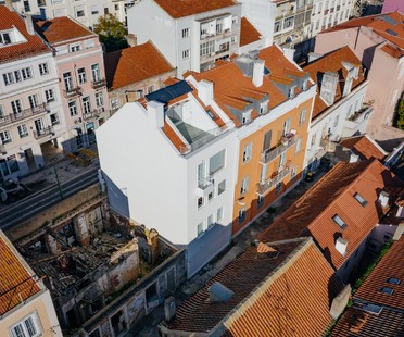 Aurora Arquitectos: Residenz in rua Bartolomeu Dias, Lissabon

