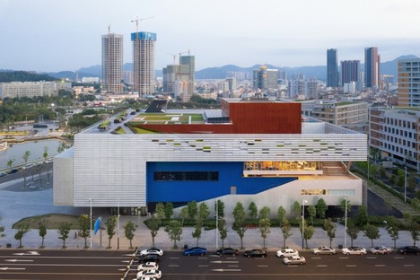 OPEN Architecture: Pingshan Performing Arts Center
