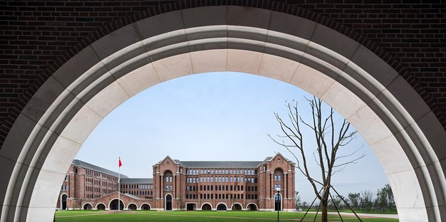 UAD präsentiert den internationalen Campus der Zhejiang Universität in China
