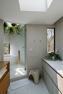 Atelier Tsuyoshi Tane: Haus in Todoroki Valley, Tokio 
