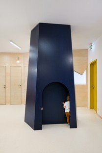 No Architects: Renovierung der Kindertagesstätte Malvína in Karlín

